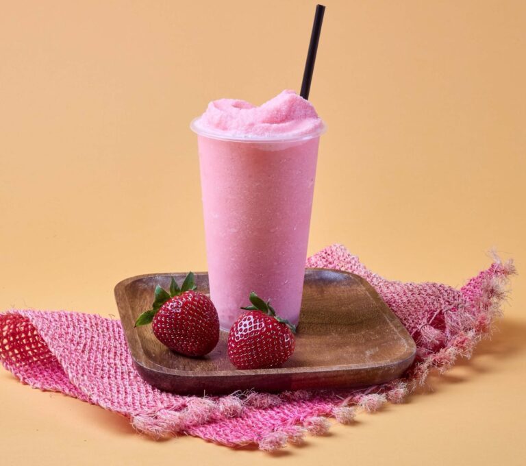 Strawberry-smoothie-1-scaled